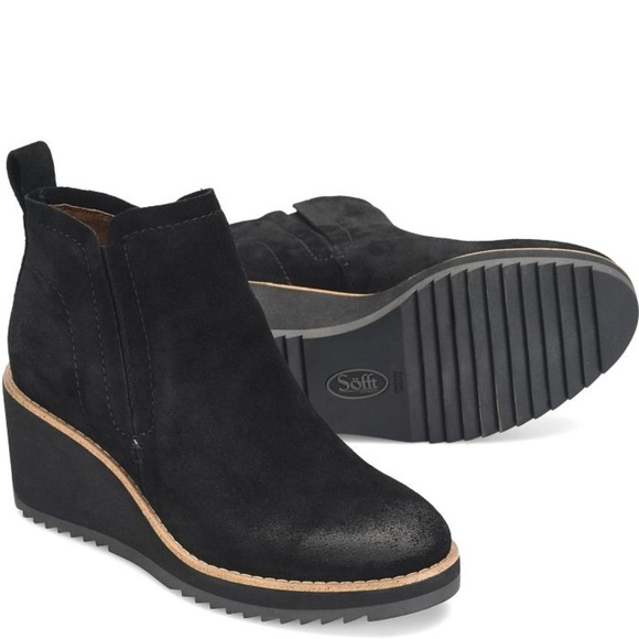 SOFFT Emeree Wedge Bootie Modern‎ Chelsea Boot Suede Waterproof Black 8M - Picture 1 of 6